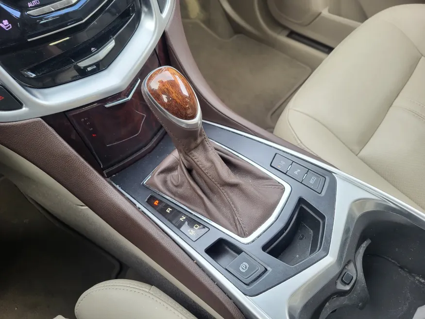 2015 Cadillac SRX Premium Collection | Photo 18 of 27