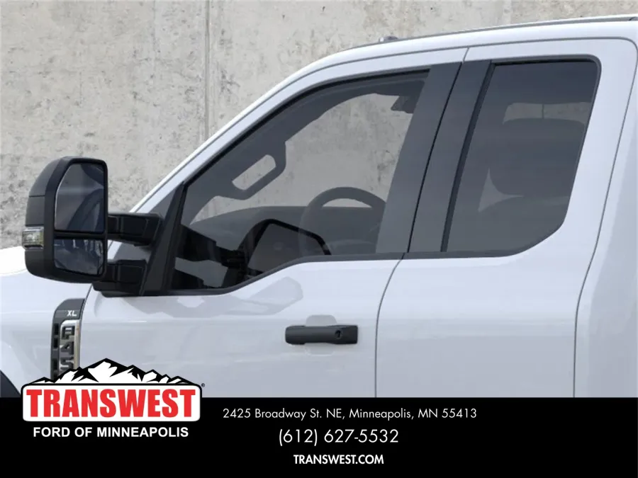 2026 Ford Super Duty F-450 XL | Photo 20 of 22