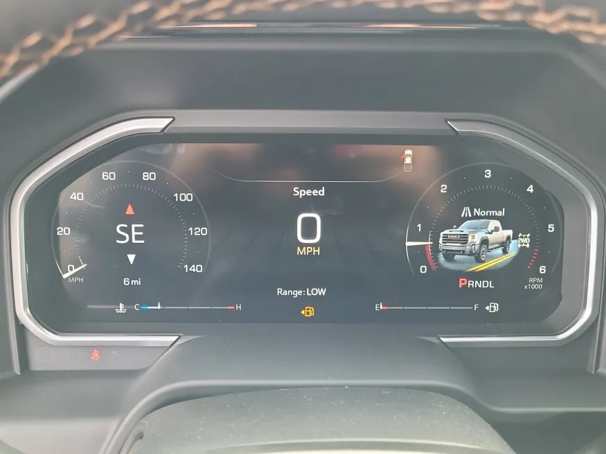 2026 GMC Sierra 2500HD AT4 | Photo 11 of 23