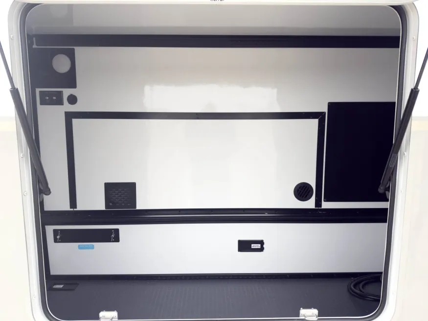 2027 Winnebago Navion 24R | Photo 28 of 29