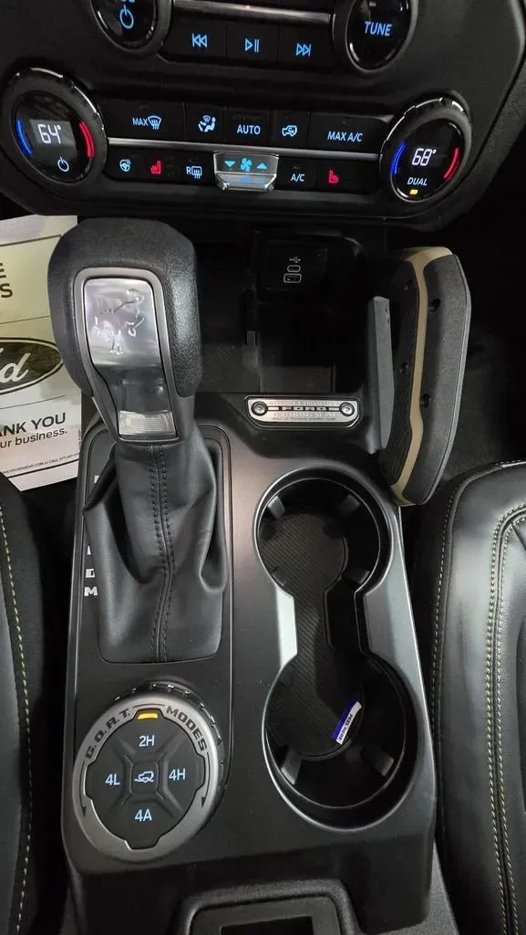 2026 Ford Bronco | Photo 20 of 28