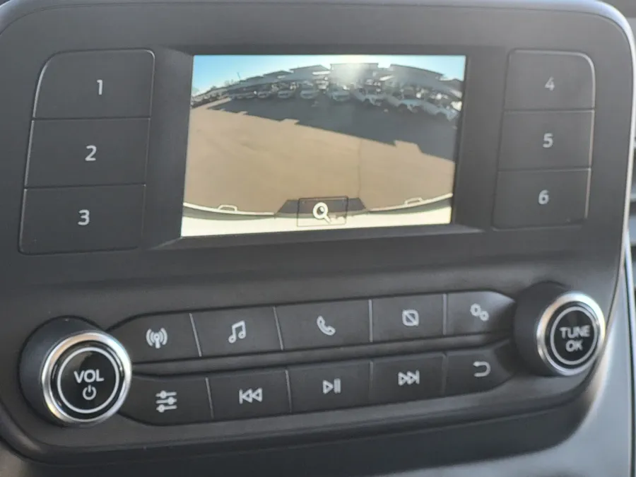 2023 Ford Transit Cutaway T350HD | Photo 17 of 25