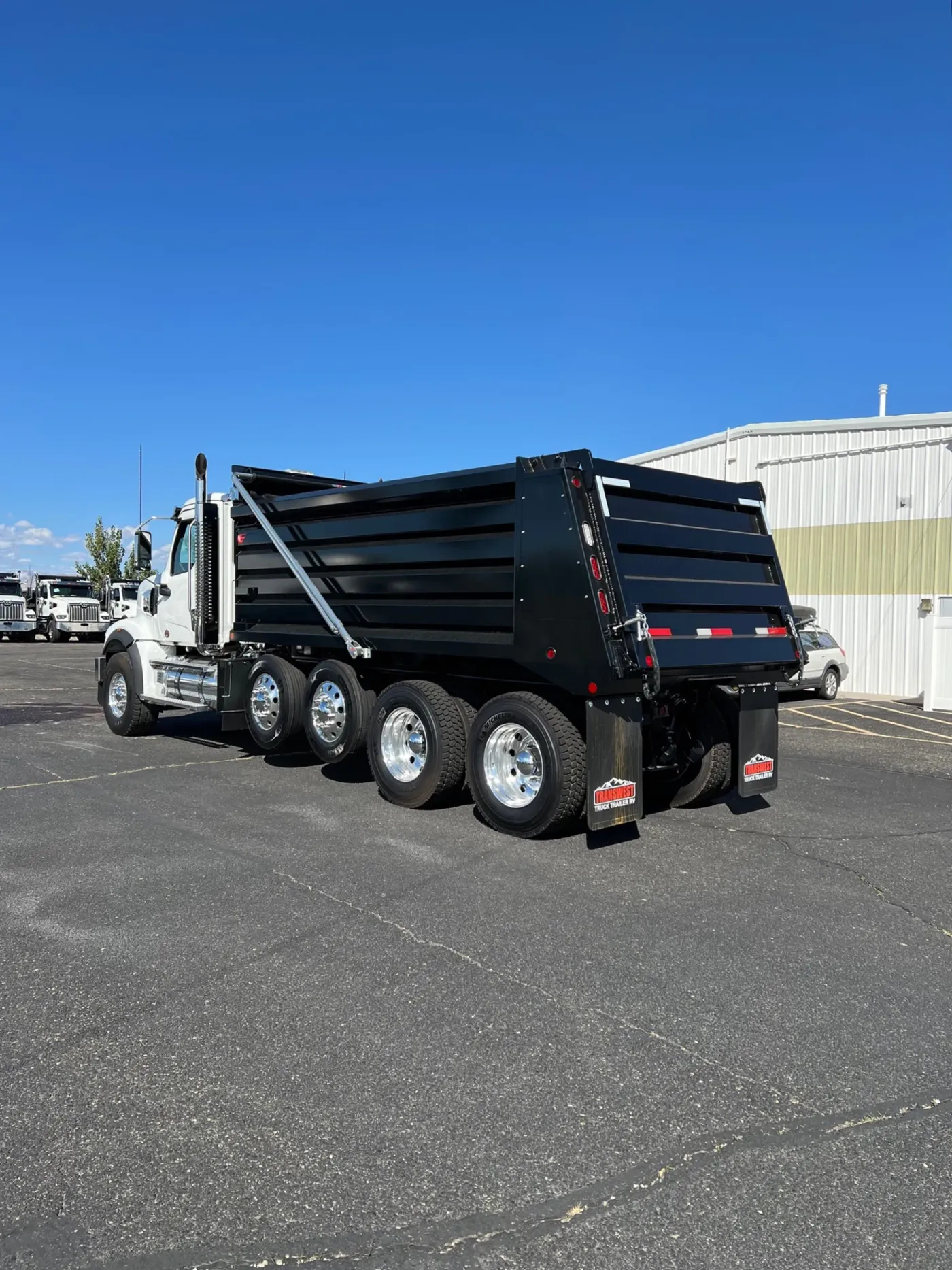 2025 Western Star 49X | Photo 5 of 12