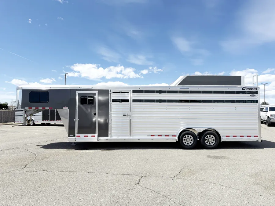 2027 Cimarron Winstar 5HGN | Photo 11 of 20