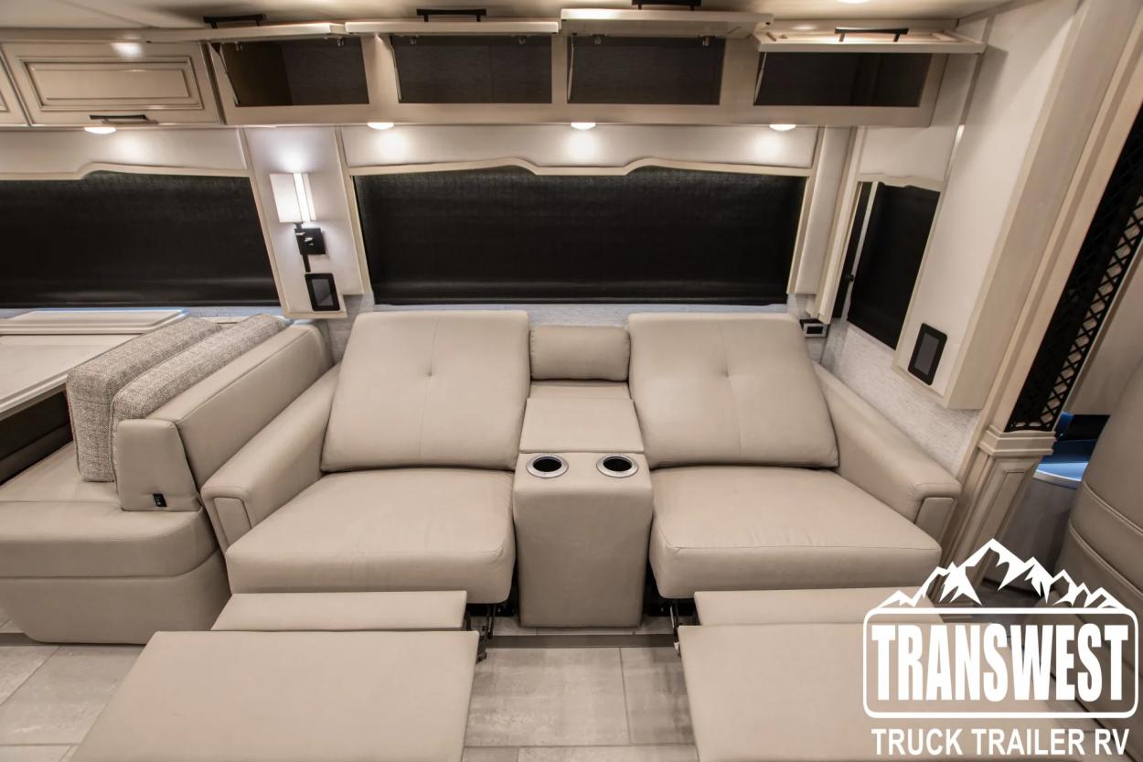 2024 Newmar London Aire 4551 | Photo 13 of 46