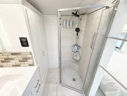 2026 Newmar New Aire 3547 | Thumbnail Photo 18 of 31