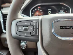 2026 GMC Sierra 3500HD Denali | Thumbnail Photo 24 of 32