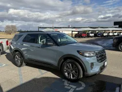2026 Ford Explorer | Thumbnail Photo 3 of 28
