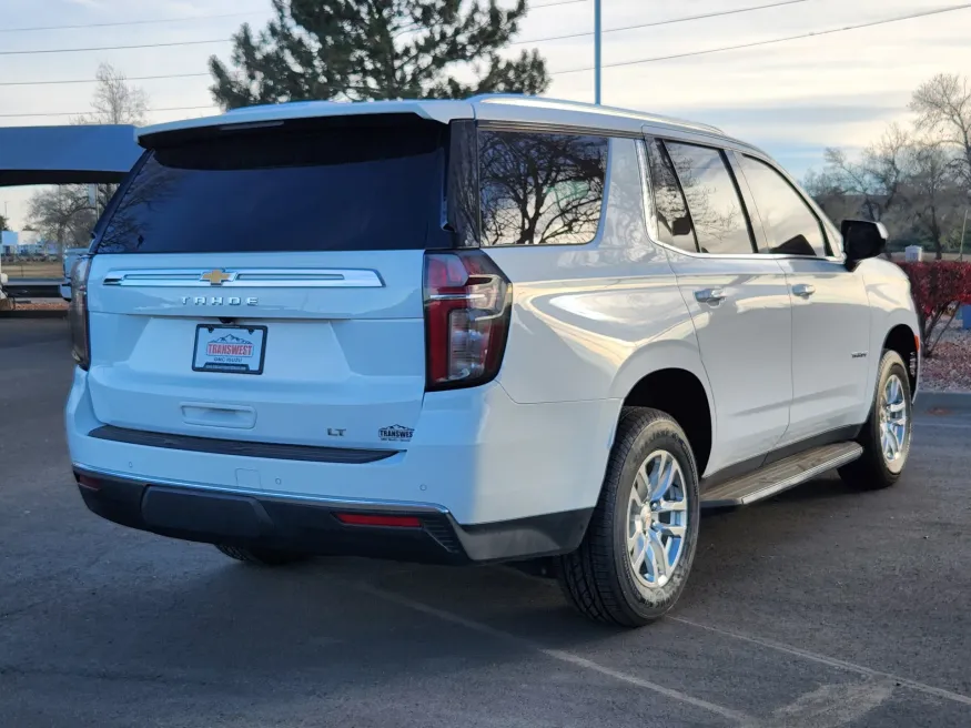2021 Chevrolet Tahoe LT | Photo 2 of 29