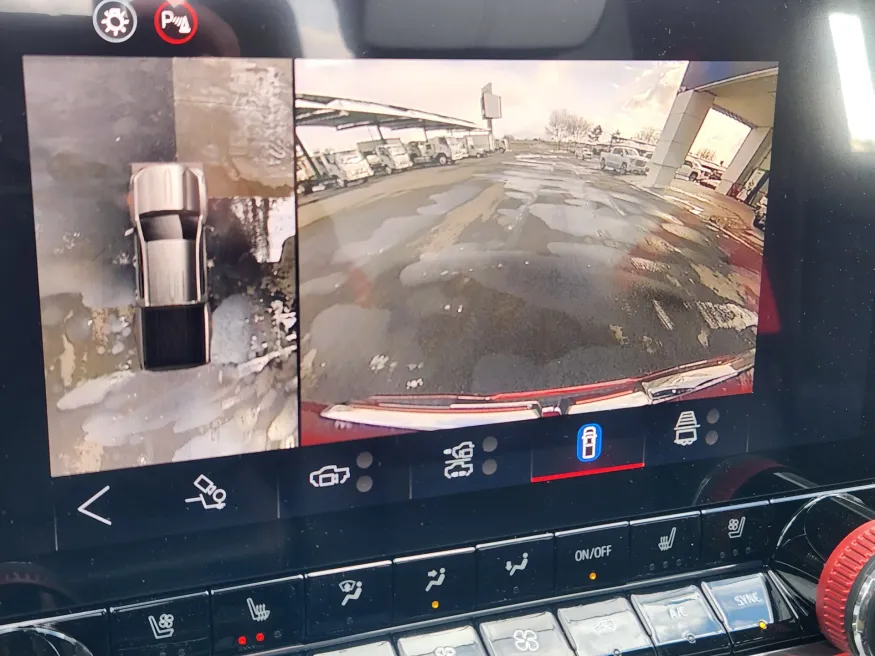 2026 GMC Canyon 4WD AT4X | Photo 13 of 25