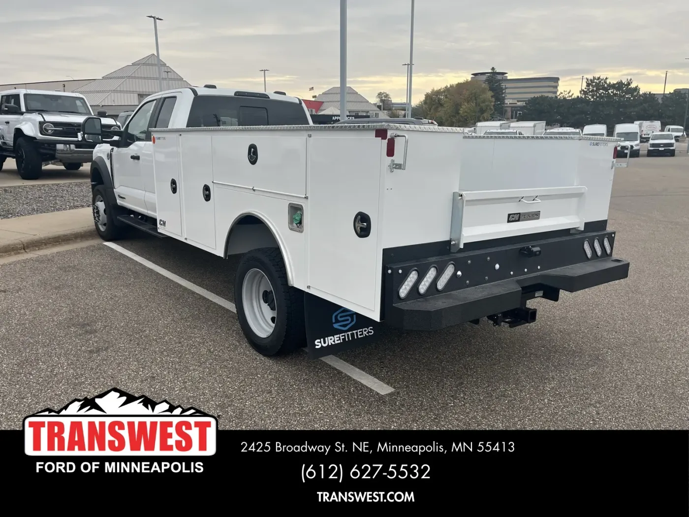 2025 Ford Super Duty F-550 | Photo 3 of 14