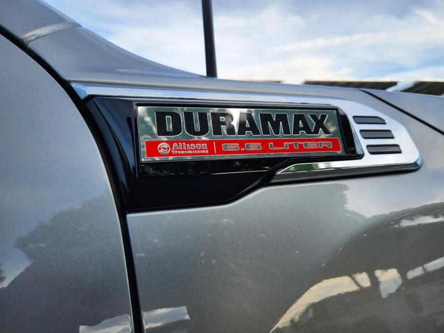 2026 GMC Sierra 2500HD Denali | Photo 18 of 28