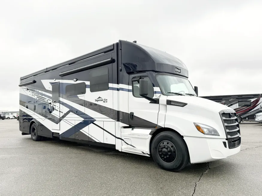 New 2026 Newmar Supreme Aire 4129 in Frederick, CO Super C RV