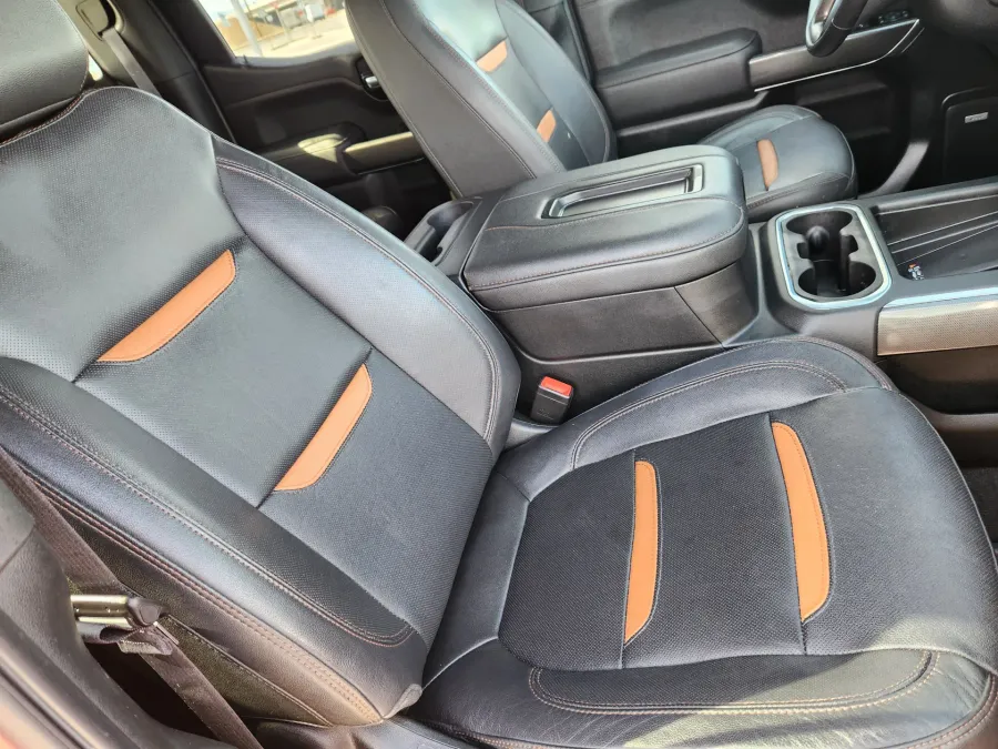 2022 GMC Sierra 1500 Limited | Photo 9 of 22