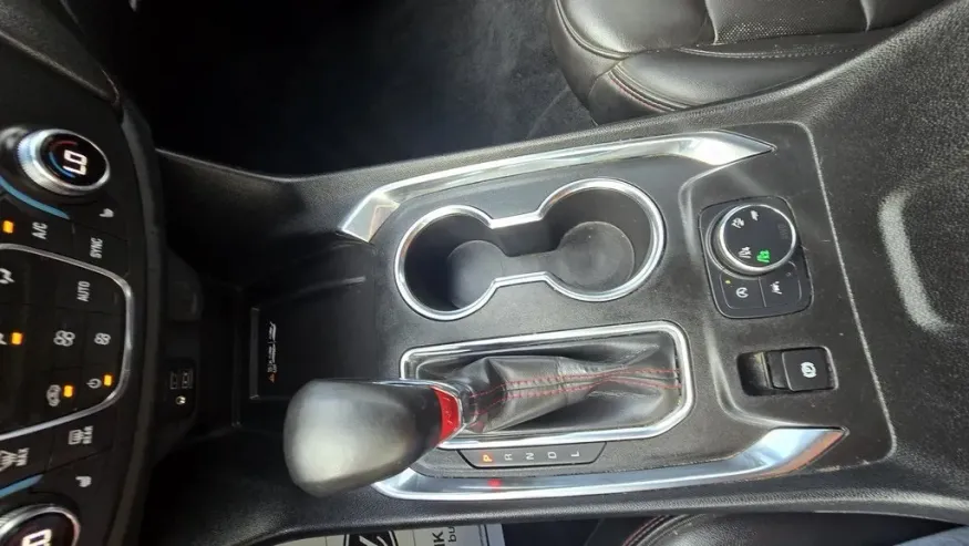 2023 Chevrolet Traverse | Photo 23 of 31