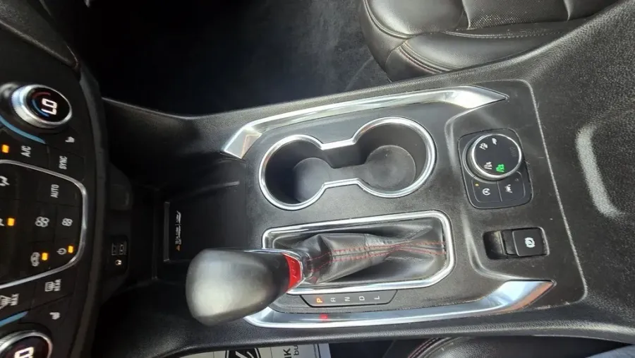 2023 Chevrolet Traverse | Photo 23 of 31