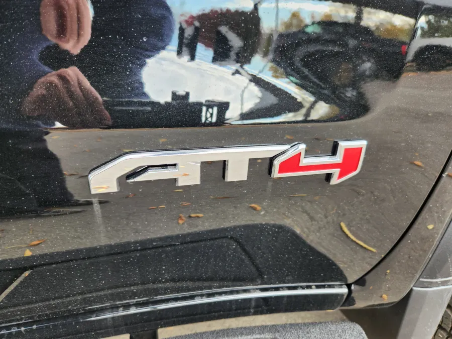 2026 GMC Sierra 1500 AT4 | Photo 19 of 31