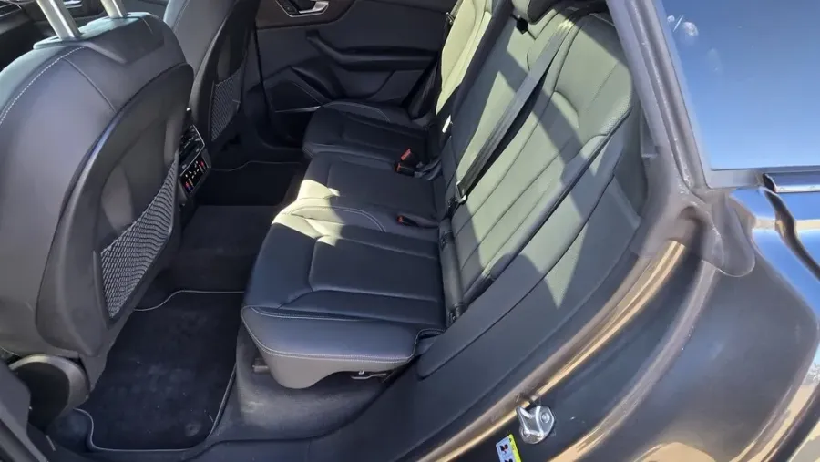 2019 Audi Q8 | Photo 27 of 29