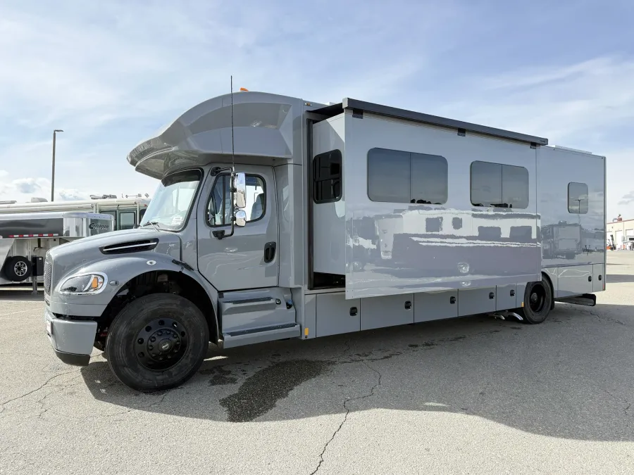 2026 Renegade Verona 36VSB | Photo 22 of 29