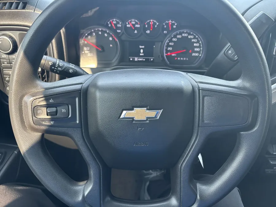 2020 Chevrolet Silverado 1500 Custom | Photo 16 of 18