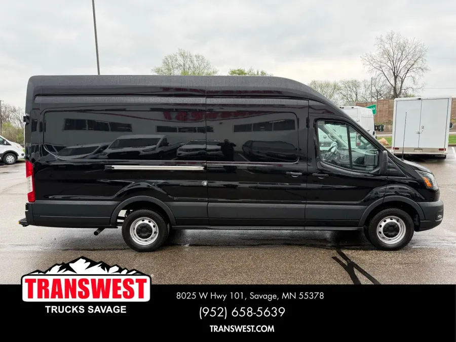 2023 Ford Transit-250 Base | Photo 13 of 19