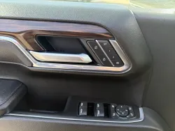 2025 GMC Sierra 1500 SLT | Thumbnail Photo 12 of 20