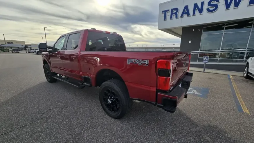 2026 Ford Super Duty F-350 | Photo 6 of 29