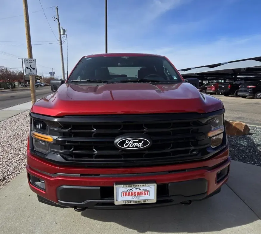 2026 Ford F-150 | Photo 2 of 28