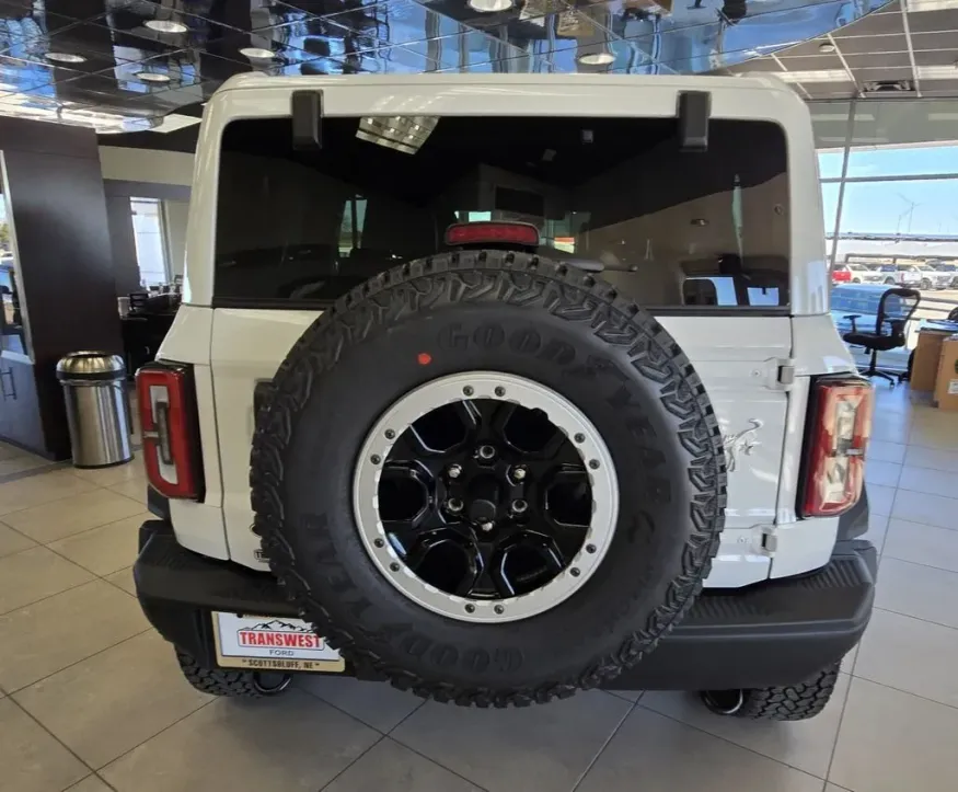 2026 Ford Bronco | Photo 6 of 28