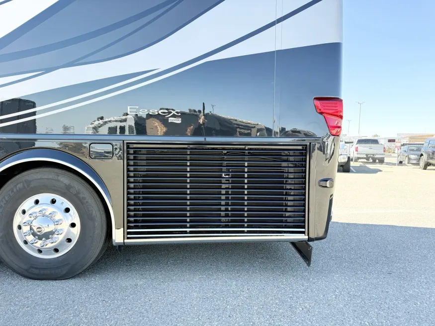 2026 Newmar Essex 4551 | Photo 31 of 33