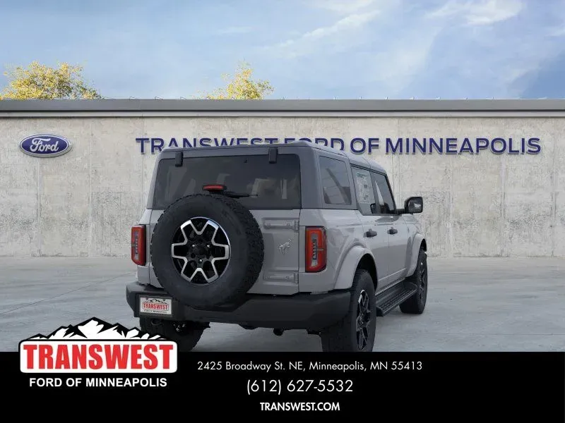 2026 Ford Bronco Outer Banks | Photo 7 of 25