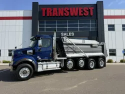 2025 Western Star 47X | Thumbnail Photo 1 of 17