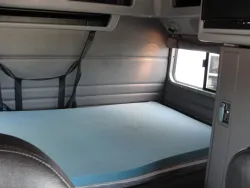 2022 Peterbilt 389 | Thumbnail Photo 12 of 16