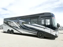 2026 Newmar Mountain Aire 4118 | Thumbnail Photo 1 of 5