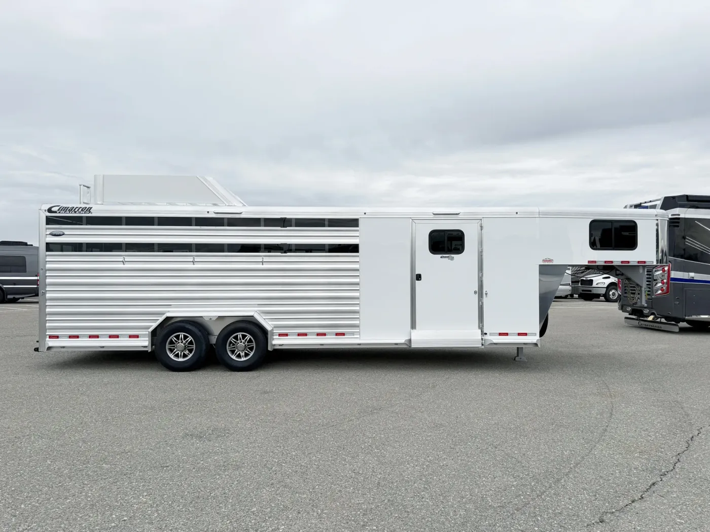 2026 Cimarron Lonestar | Photo 3 of 18