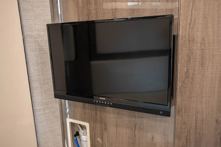 2022 Entegra Qwest 24N | Photo 21 of 22