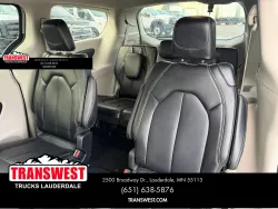 2024 Chrysler Pacifica Touring L | Thumbnail Photo 15 of 24