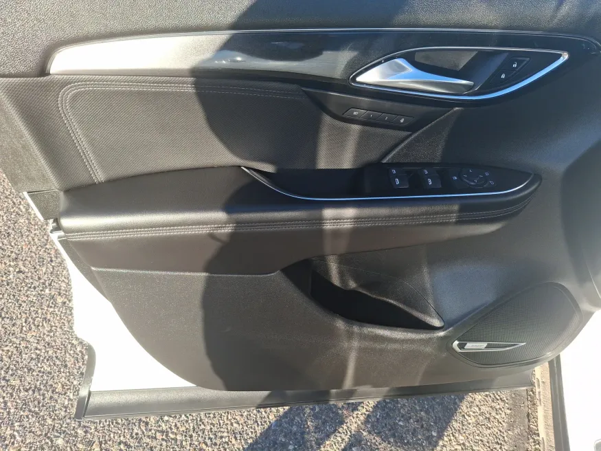 2024 Buick Envision Preferred | Photo 13 of 21