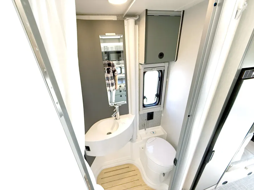 2026 Winnebago EKKO 23B | Photo 11 of 23