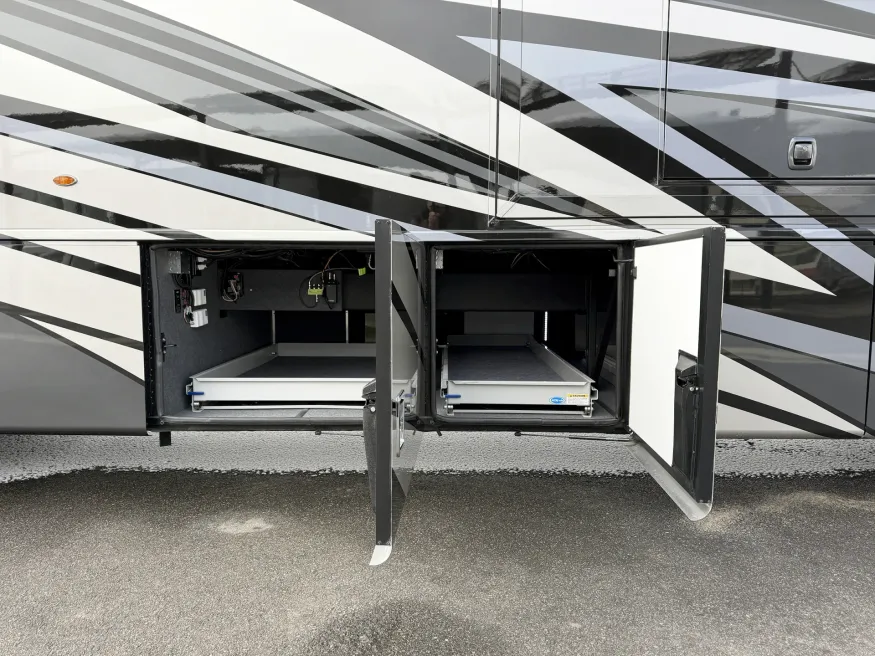 2023 Newmar Ventana 4326 | Photo 29 of 34