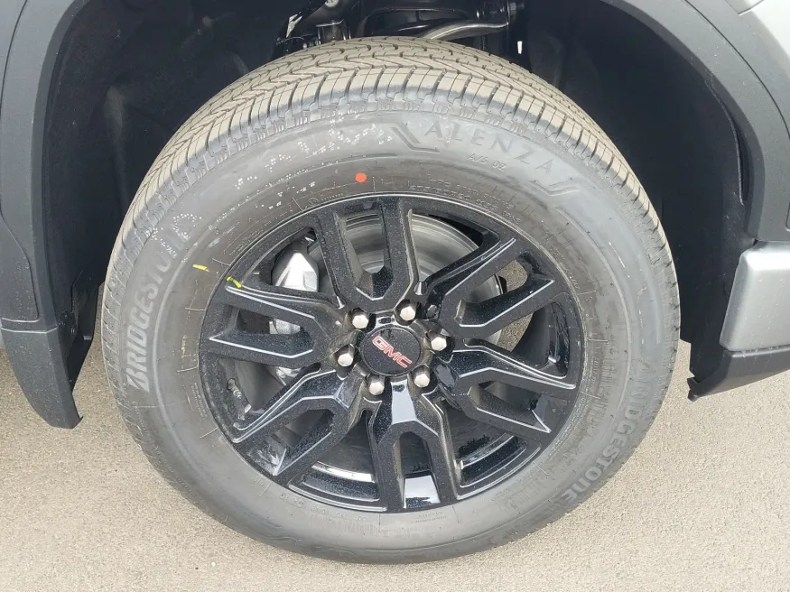 2026 GMC Sierra 1500 Elevation | Photo 6 of 23