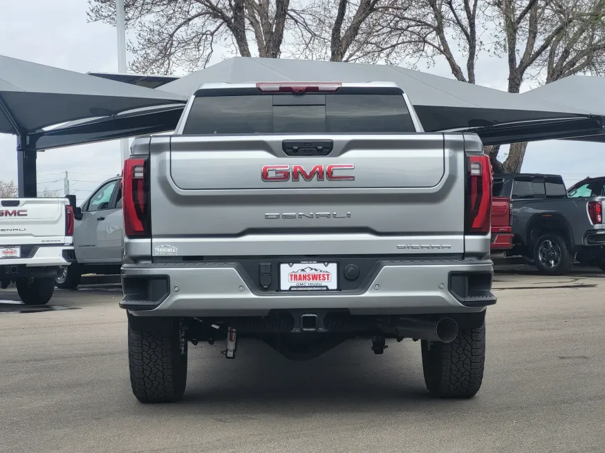 2026 GMC Sierra 2500HD Denali | Photo 5 of 25