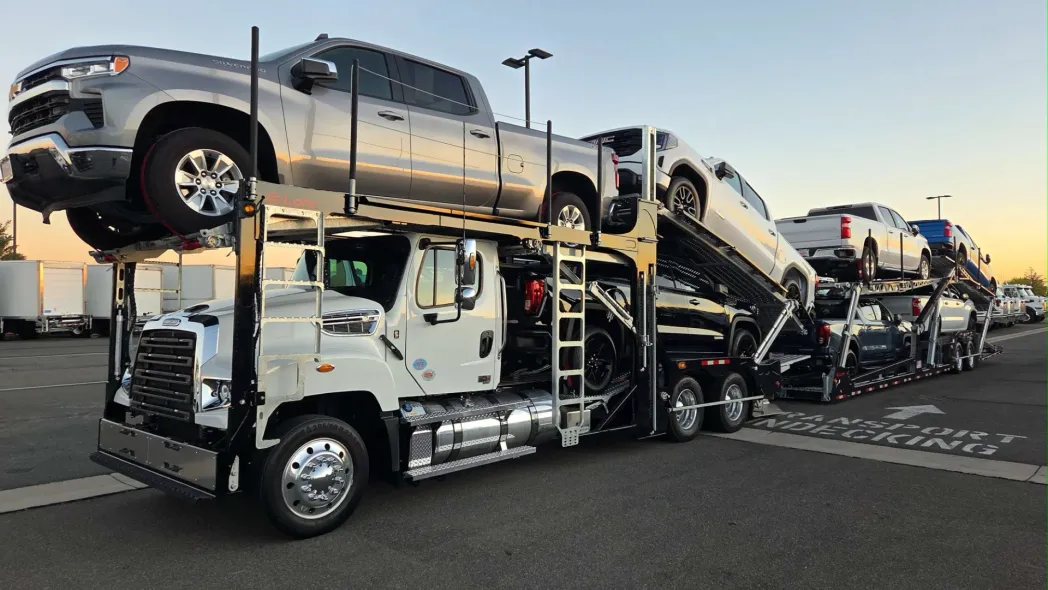2026 Freightliner 114SD 