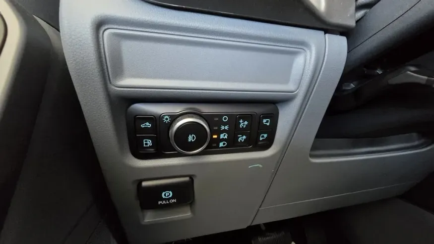 2025 Ford F-150 | Photo 10 of 23