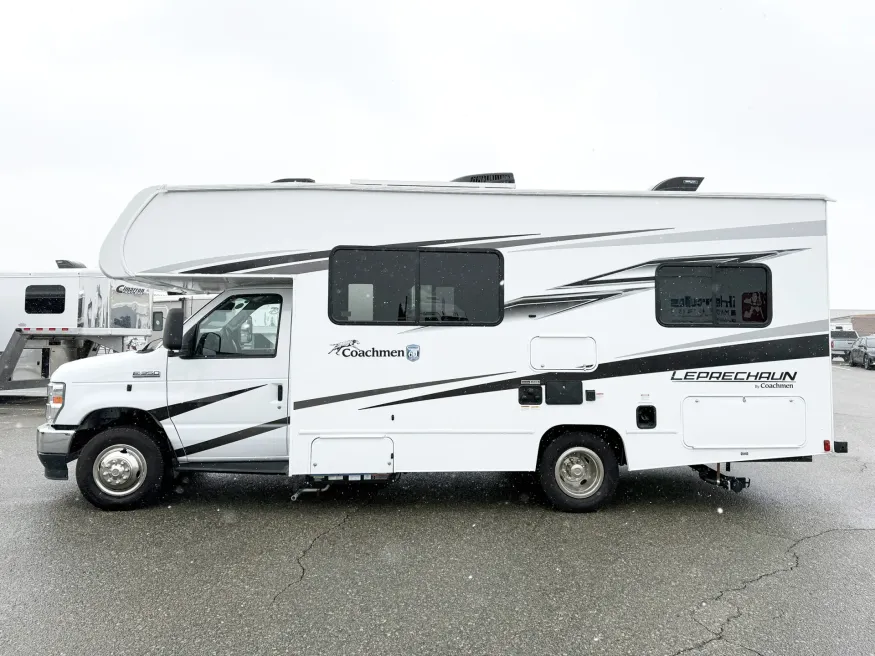2025 Coachmen Leprechaun 220XG | Photo 16 of 21