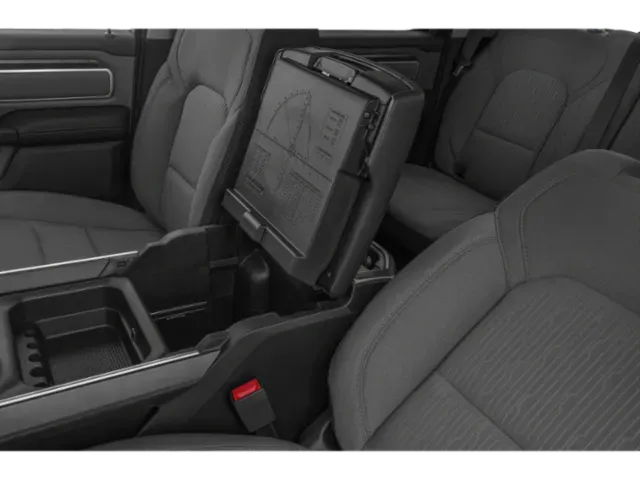 2021 RAM 1500 | Photo 10 of 12