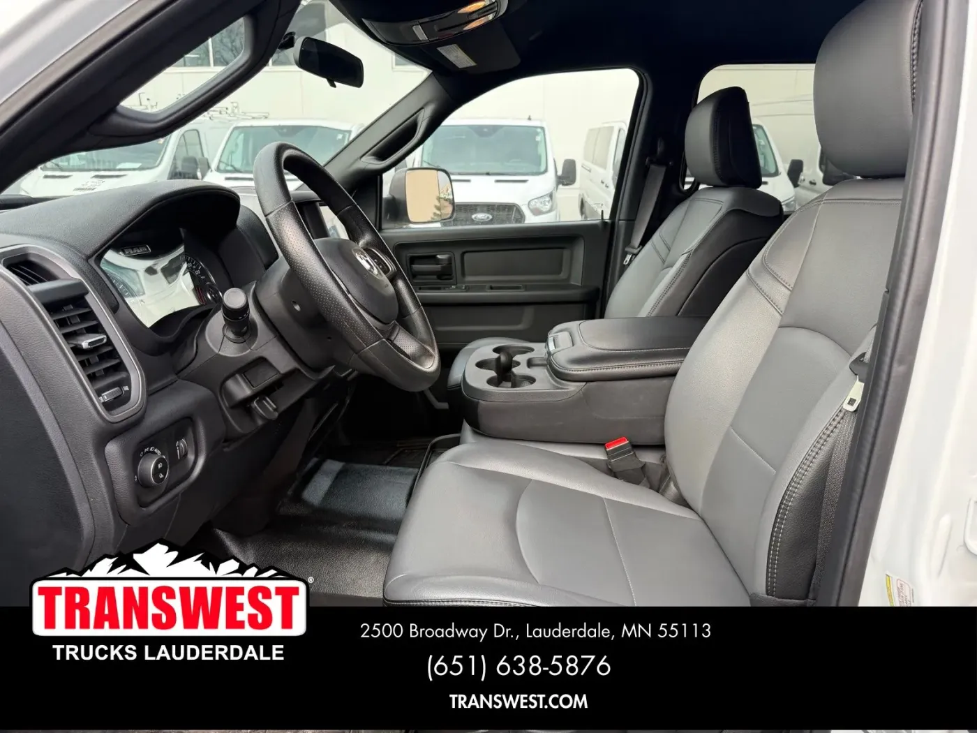 2022 RAM 3500 Tradesman | Photo 4 of 21