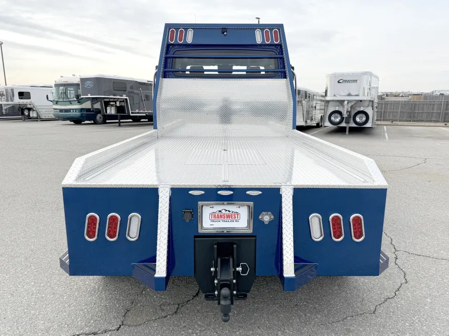 2025 Freightliner M2 106 Plus Summit Hauler | Photo 16 of 24