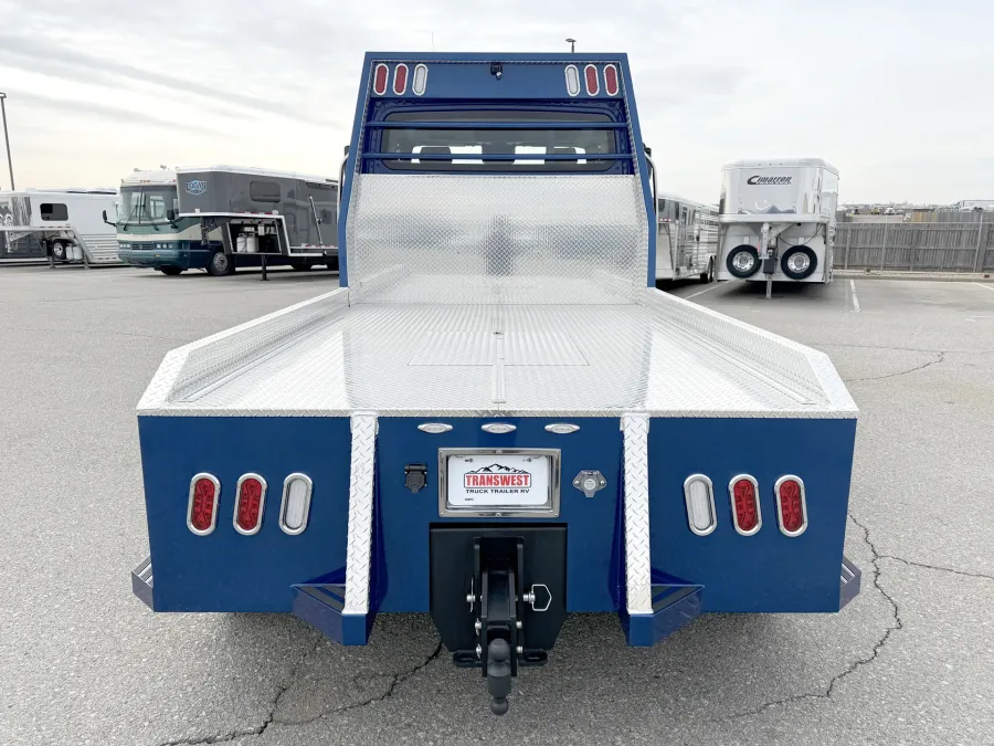 2025 Freightliner M2 106 Plus Summit Hauler | Photo 16 of 24