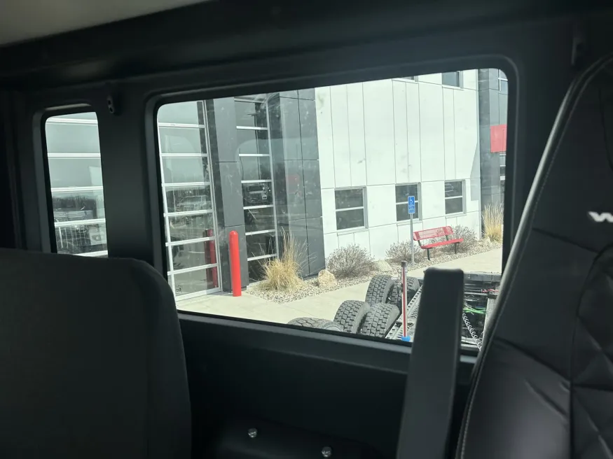 2027 Western Star 49X | Photo 13 of 15